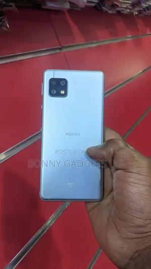 Sharp Aquos sense5G 64 GB Gray