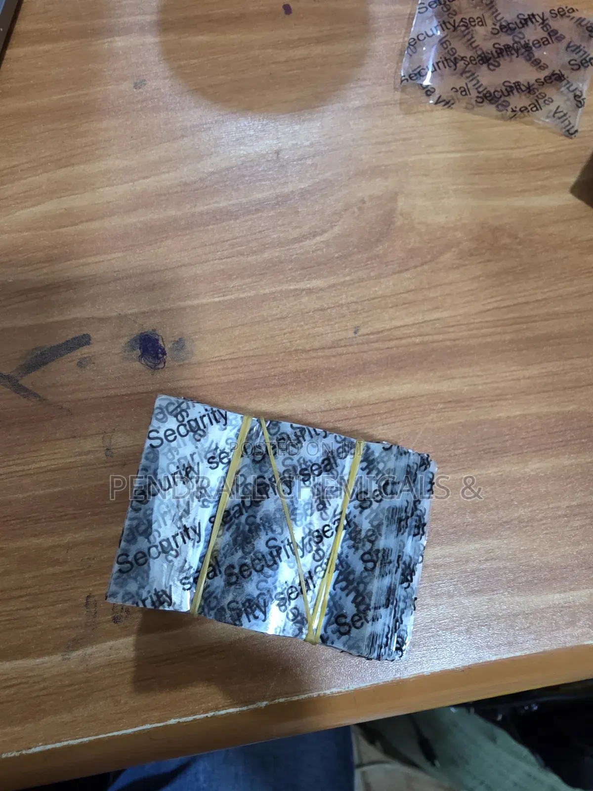 Security Seals (8000 Pieces)