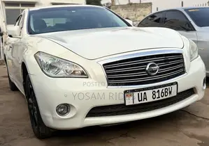 Nissan Fuga 2012 White