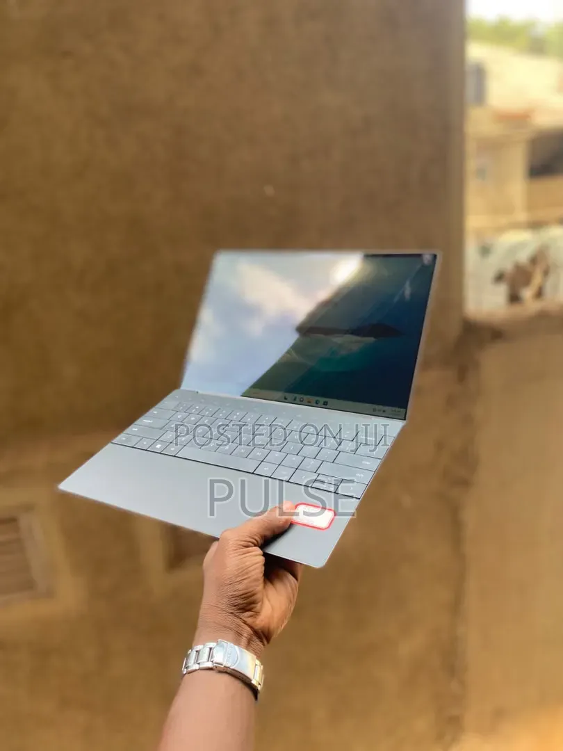 Laptop Dell XPS 13 9320 16GB Intel Core i7 SSD 512GB