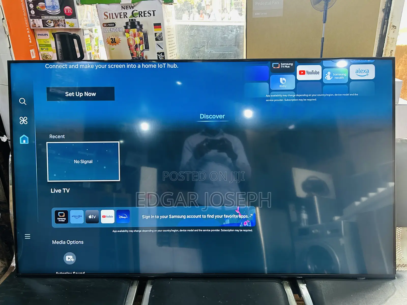 Samsung 65 Du7000 Smart TV