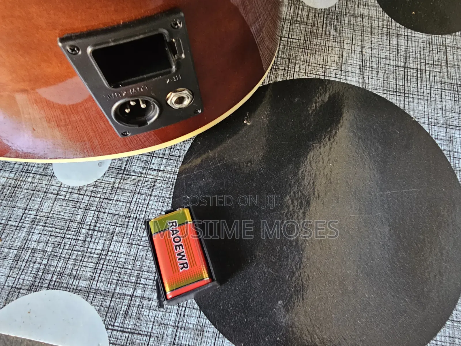 Acoustic Amplified Guitar
