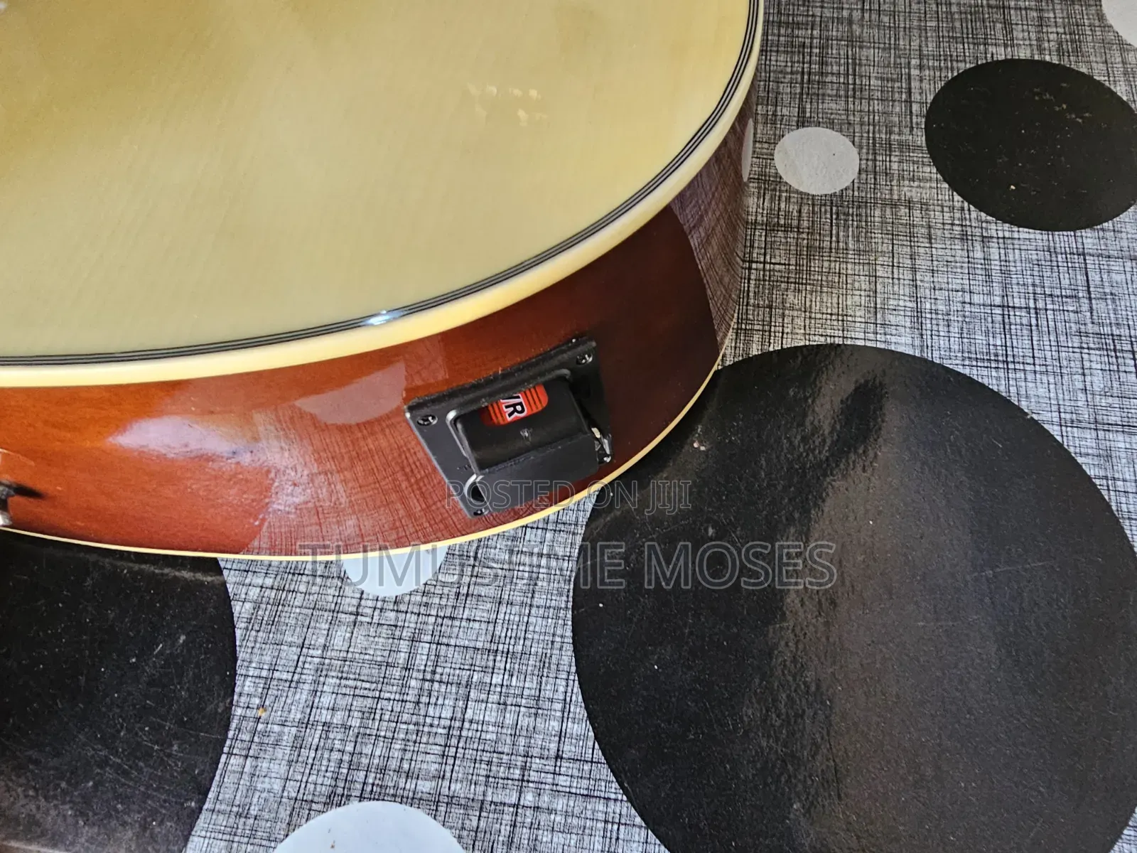 Acoustic Amplified Guitar
