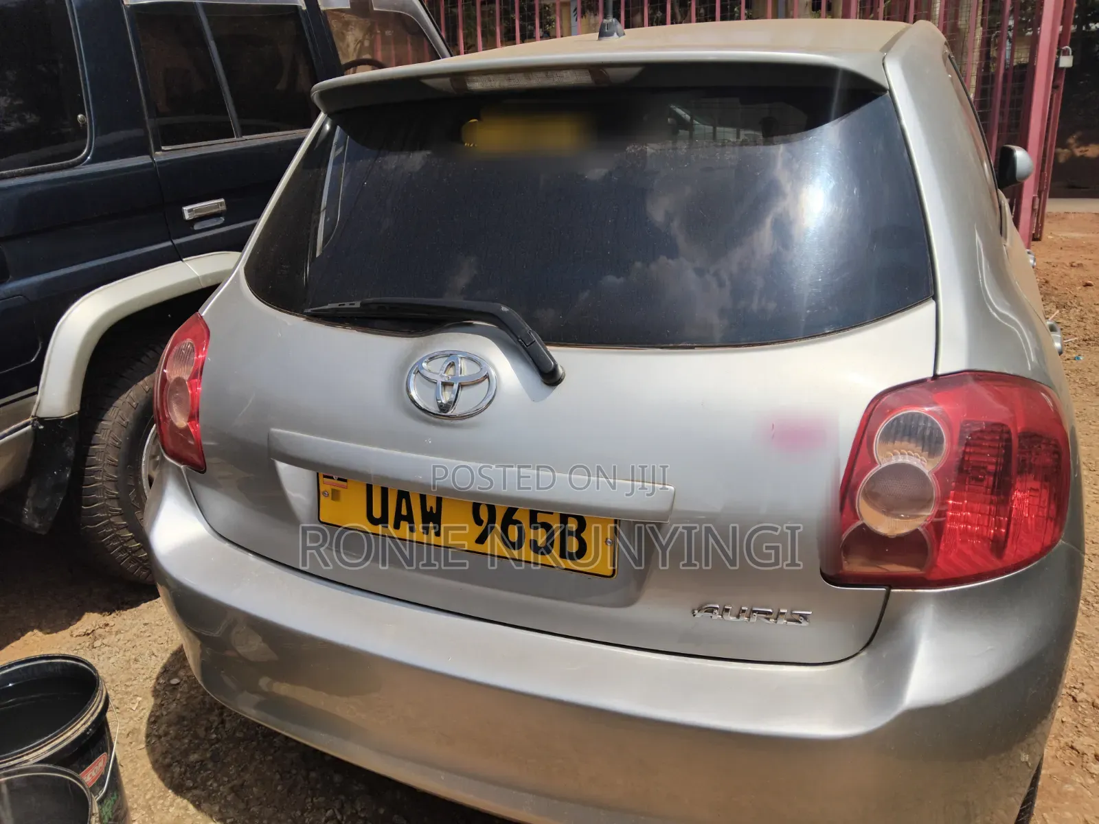 Toyota Auris 2009 Silver