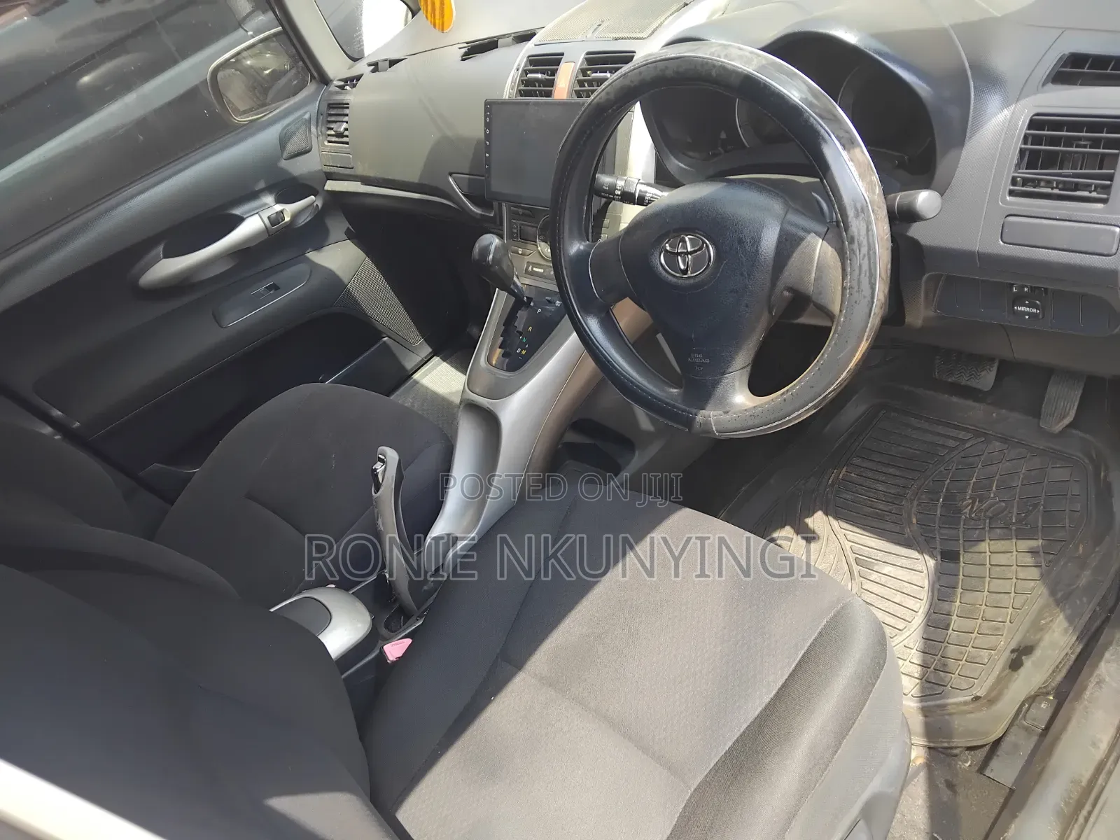 Toyota Auris 2009 Silver