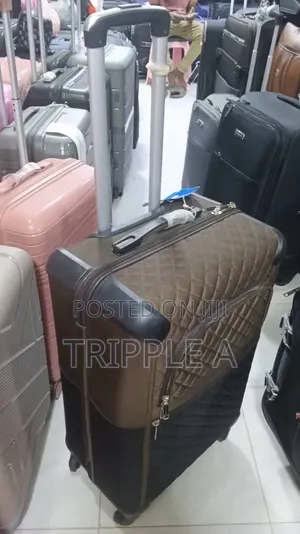 Vintage Brown Travel Suitcase ( Medium)