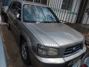 Subaru Forester 2005 Silver