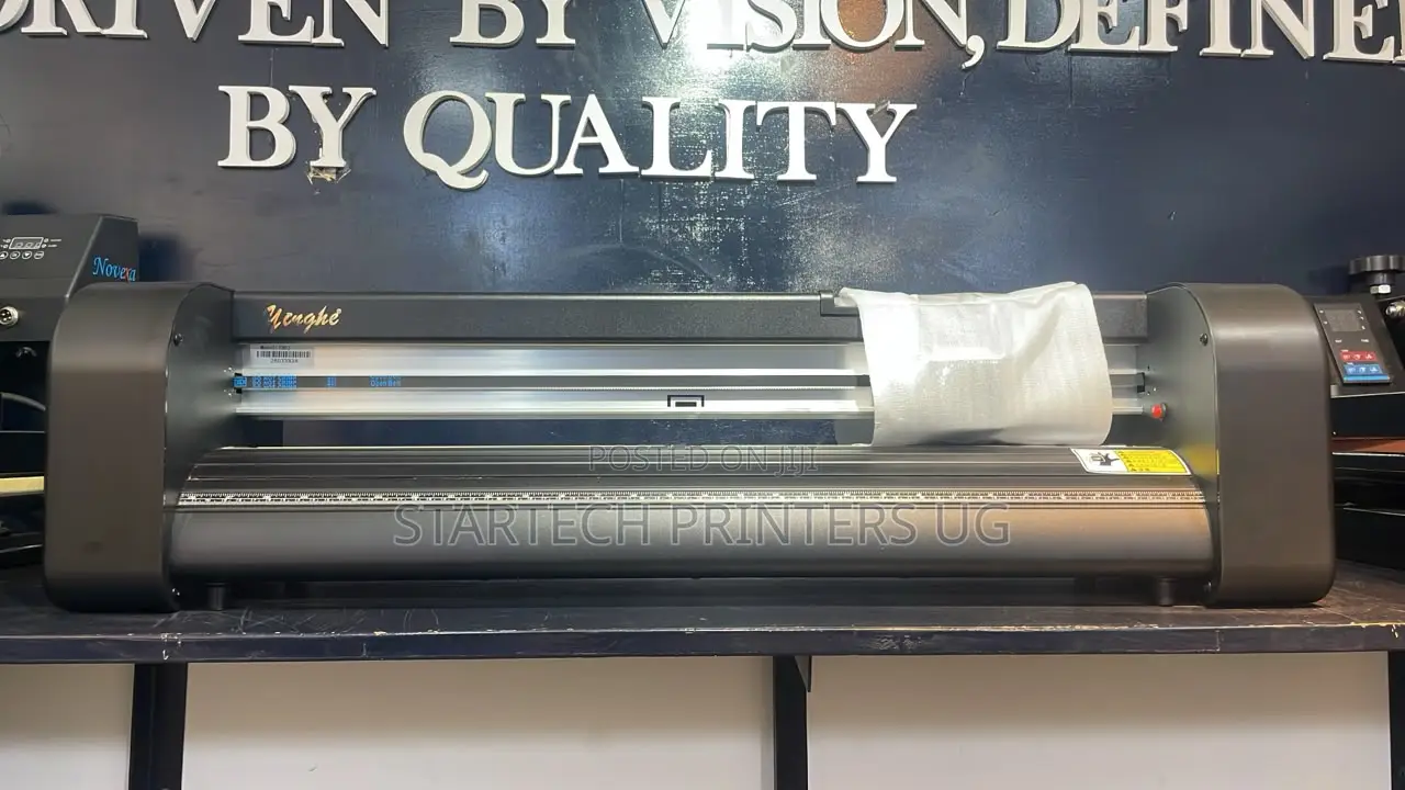 Professional Yonghe Vinyl Cutter Plotter Machine