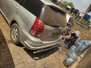 Toyota Wish 2006 Silver