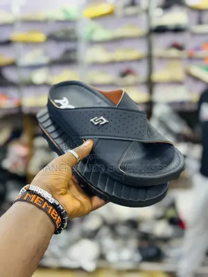 Casual Cross-Strap Sandals
