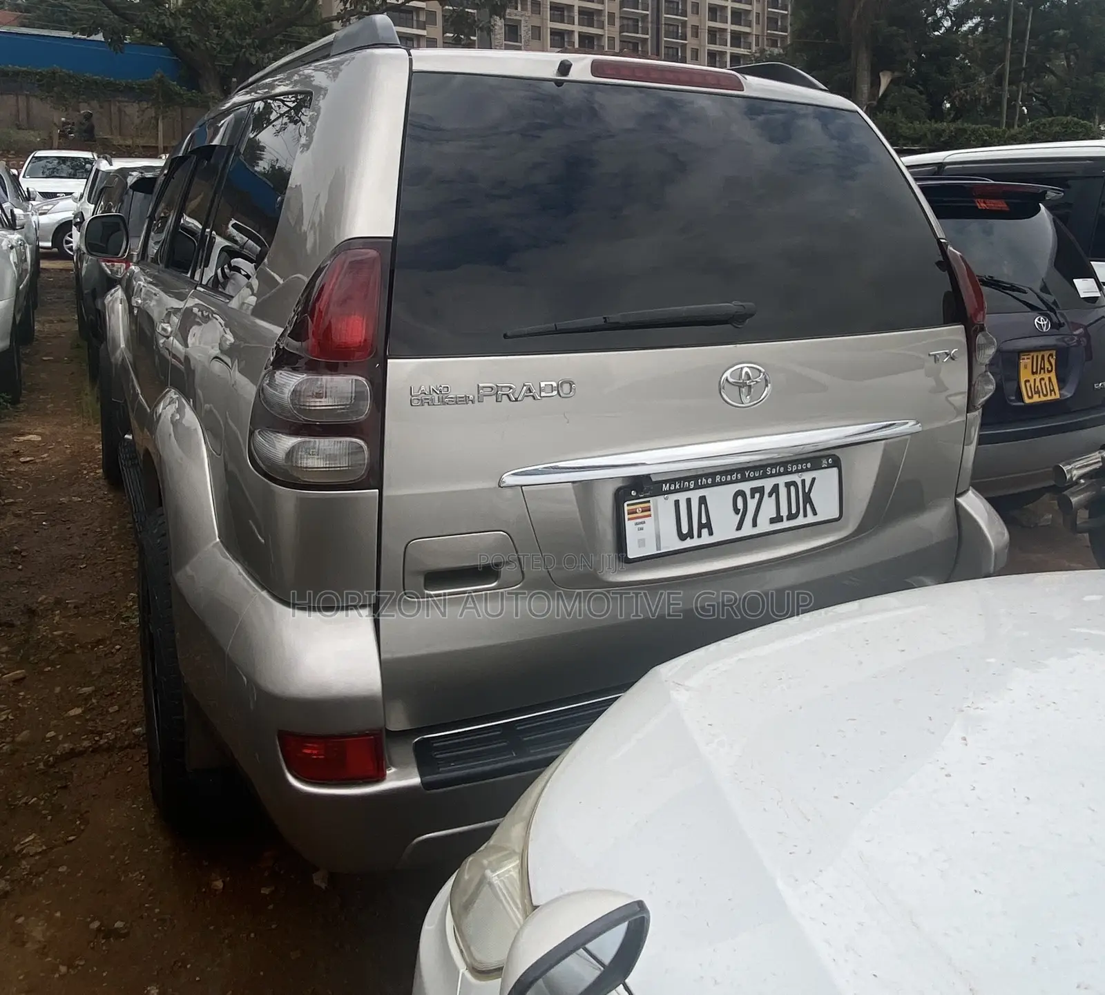 Toyota Land Cruiser Prado 3.0 D-4D 3dr 2006 Gold
