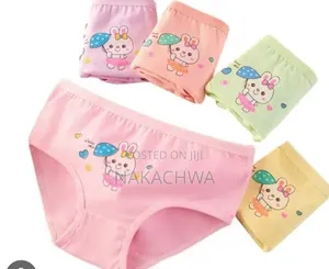 12 Pieces of Little Girl Soft Underware