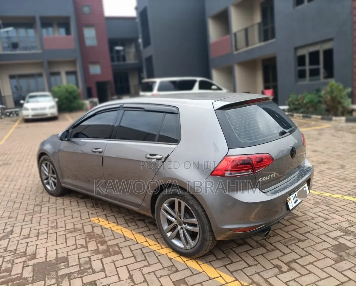 Volkswagen Golf 2016 Silver