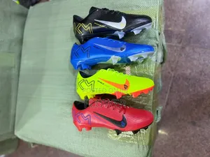 Sports Shoes