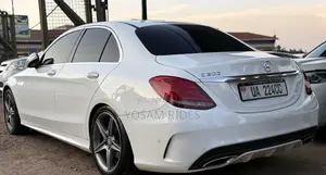 Mercedes-Benz C200 2016 White