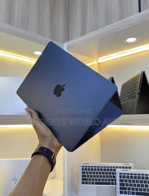 New Laptop Apple MacBook Air 8GB Apple M2 SSD 512GB