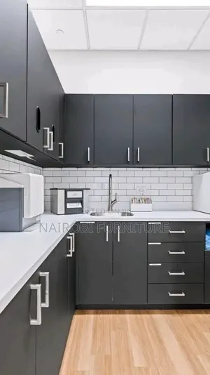 Super Kitchen Cabinets
