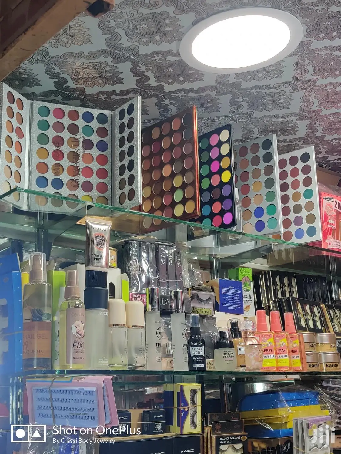 Make Up Eyeshadow Palette