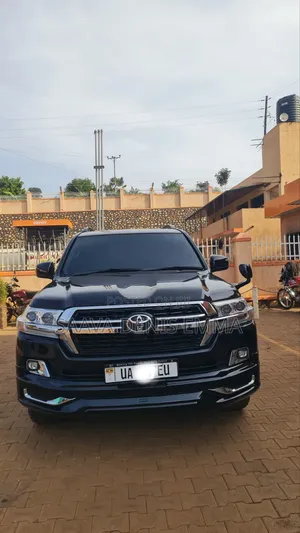 Toyota Land Cruiser 2017 Black