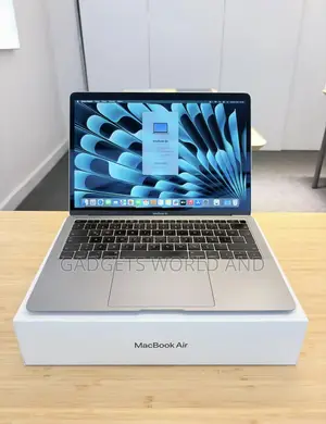 Laptop Apple MacBook Air 2018 8GB Intel Core i5 SSD 256GB