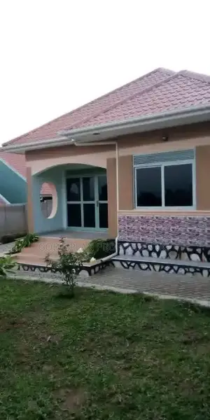2bdrm Bungalow in Buziga Estate, Central Division for rent