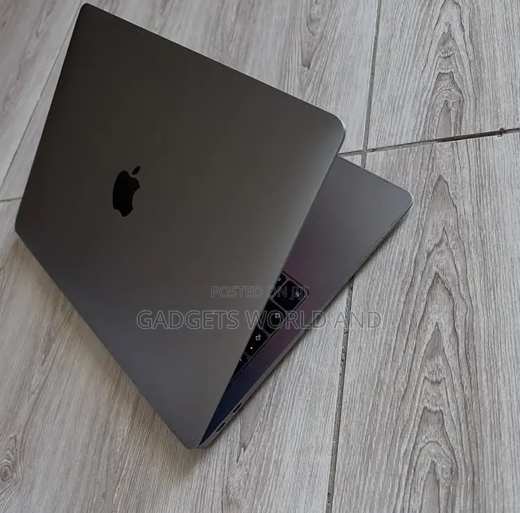 Laptop Apple MacBook Air 2019 8GB Intel Core i5 SSD 256GB