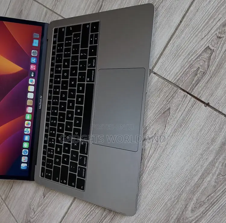 Laptop Apple MacBook Air 2019 8GB Intel Core i5 SSD 256GB