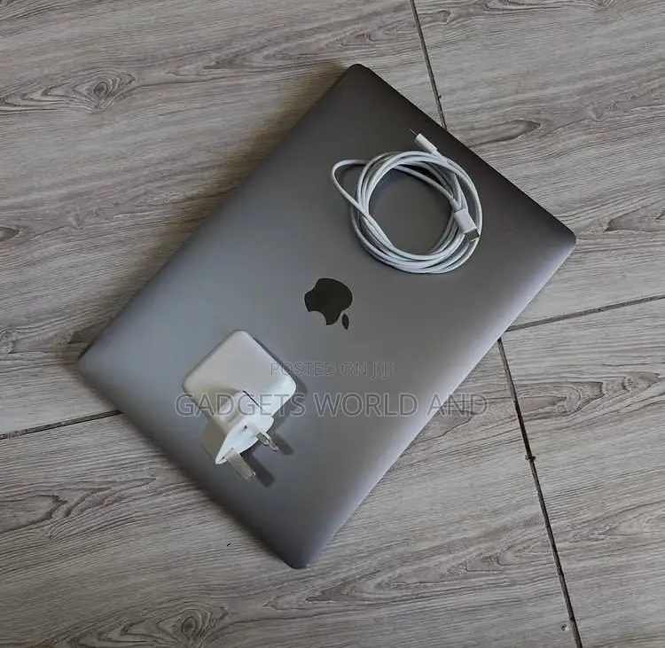 Laptop Apple MacBook Air 2019 8GB Intel Core i5 SSD 256GB
