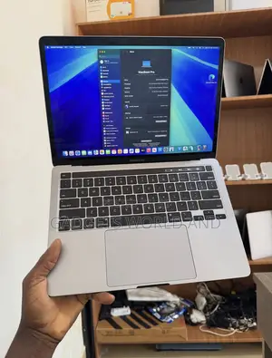 Laptop Apple MacBook Pro 2020 8GB Intel Core i5 SSD 256GB