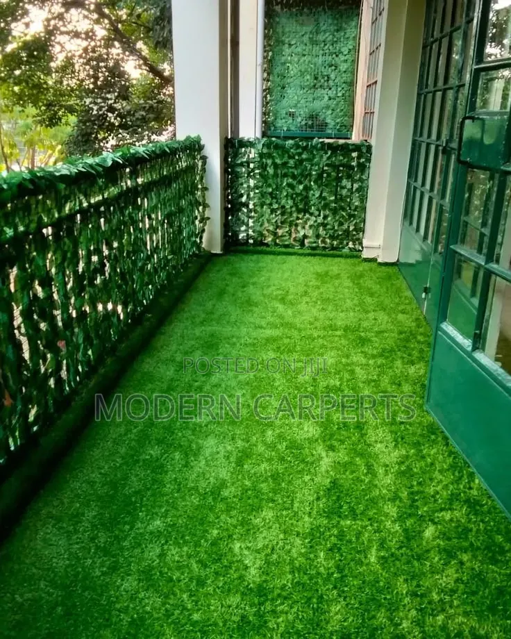 Sols Green Artificial Turf