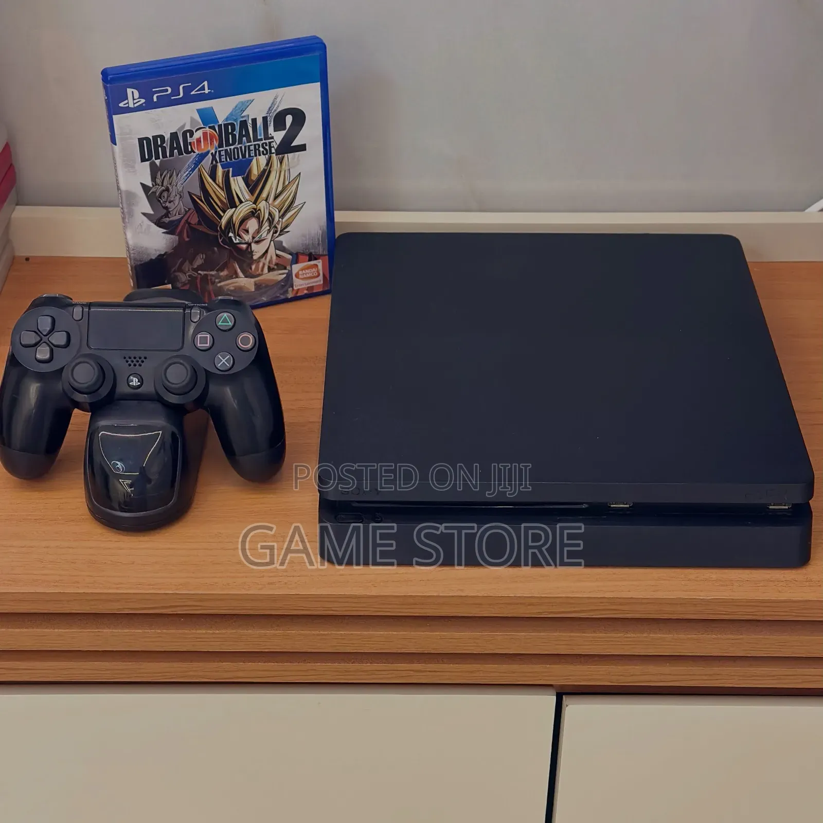 PS4 SLIM WITH 12 GAMES AND 2 PADS. Complete Package No Extra Spending