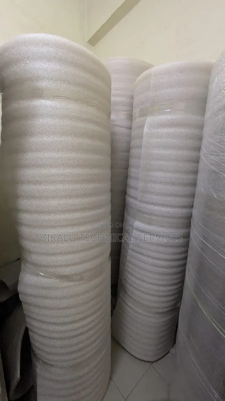 Underlayer Foam for Laminate Tiles Carpet Protection From Moisture