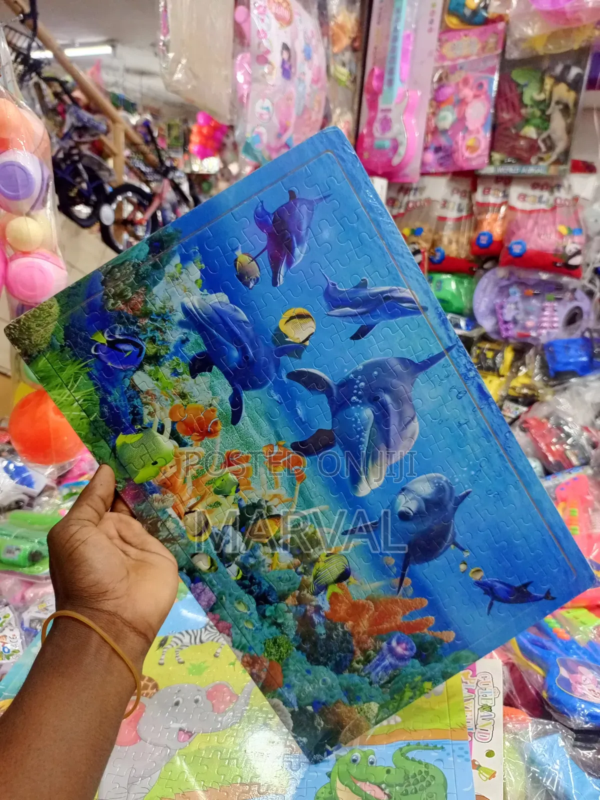 1000-Piece Jigsaw Puzzle Featuring a Vibrant "Ocean World"