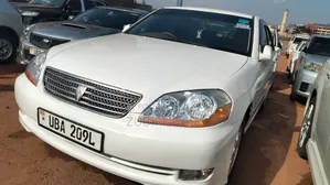 Toyota Mark II 2004 White