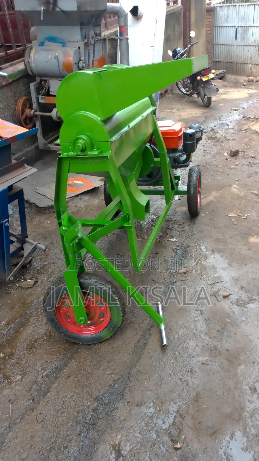 Maize Thresher With 3 Wheels