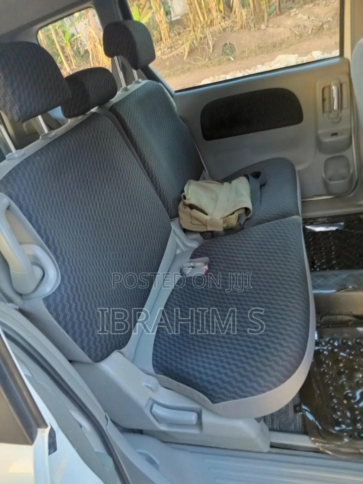 Toyota Sienta 2010 White