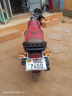 Bajaj CT 125X 2024 Red