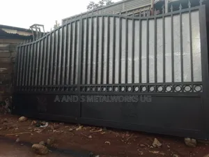 Sliding Gate