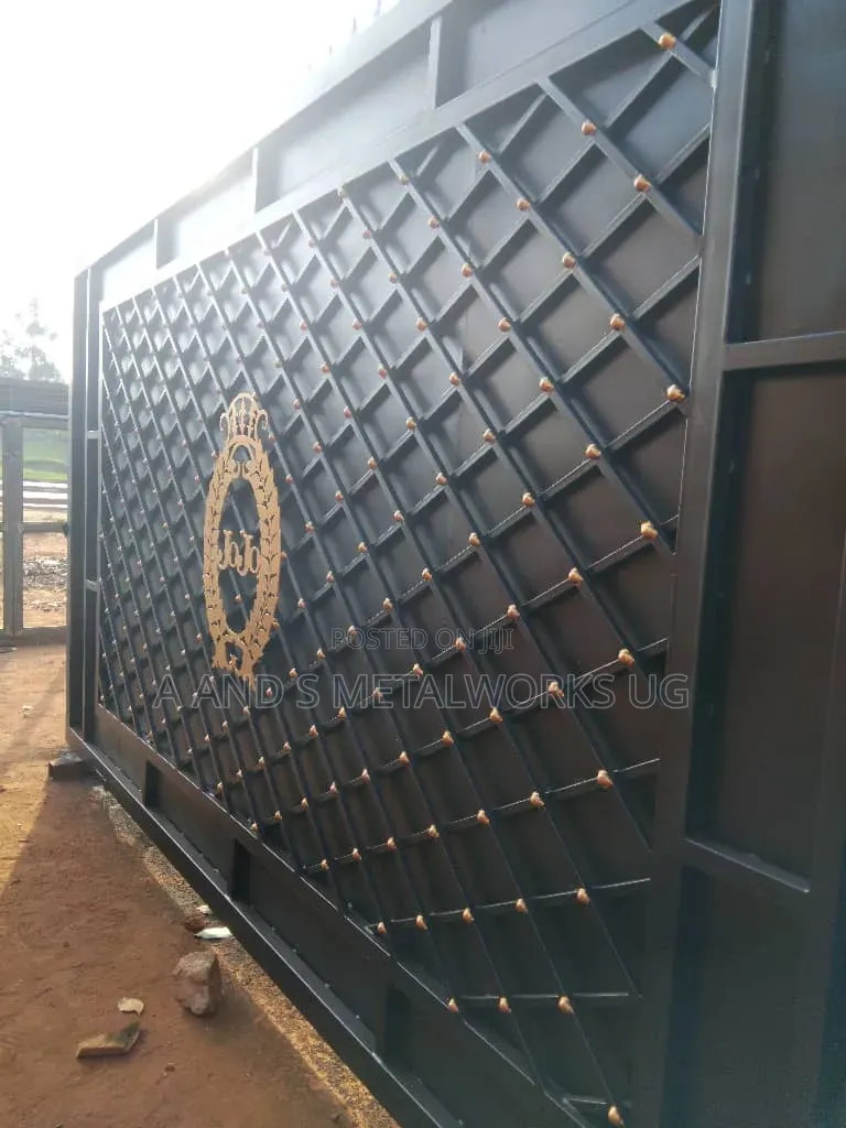 Sliding Gate