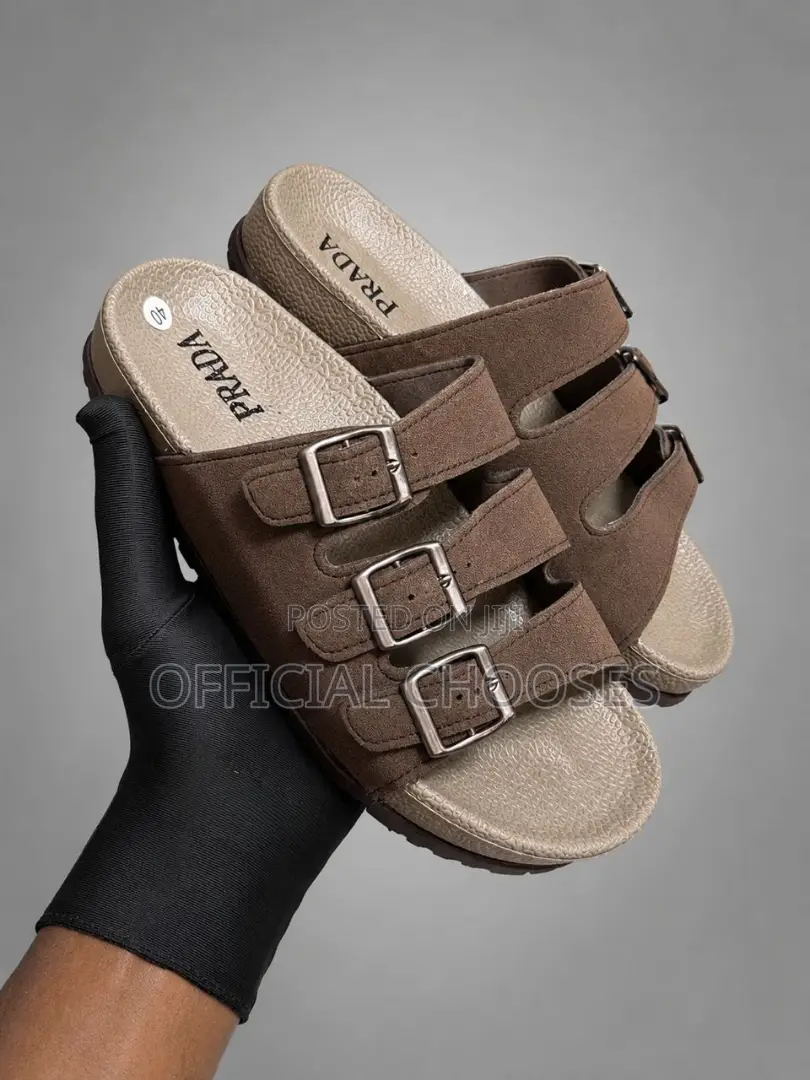Crossed Strap Men’S Sandals-Black