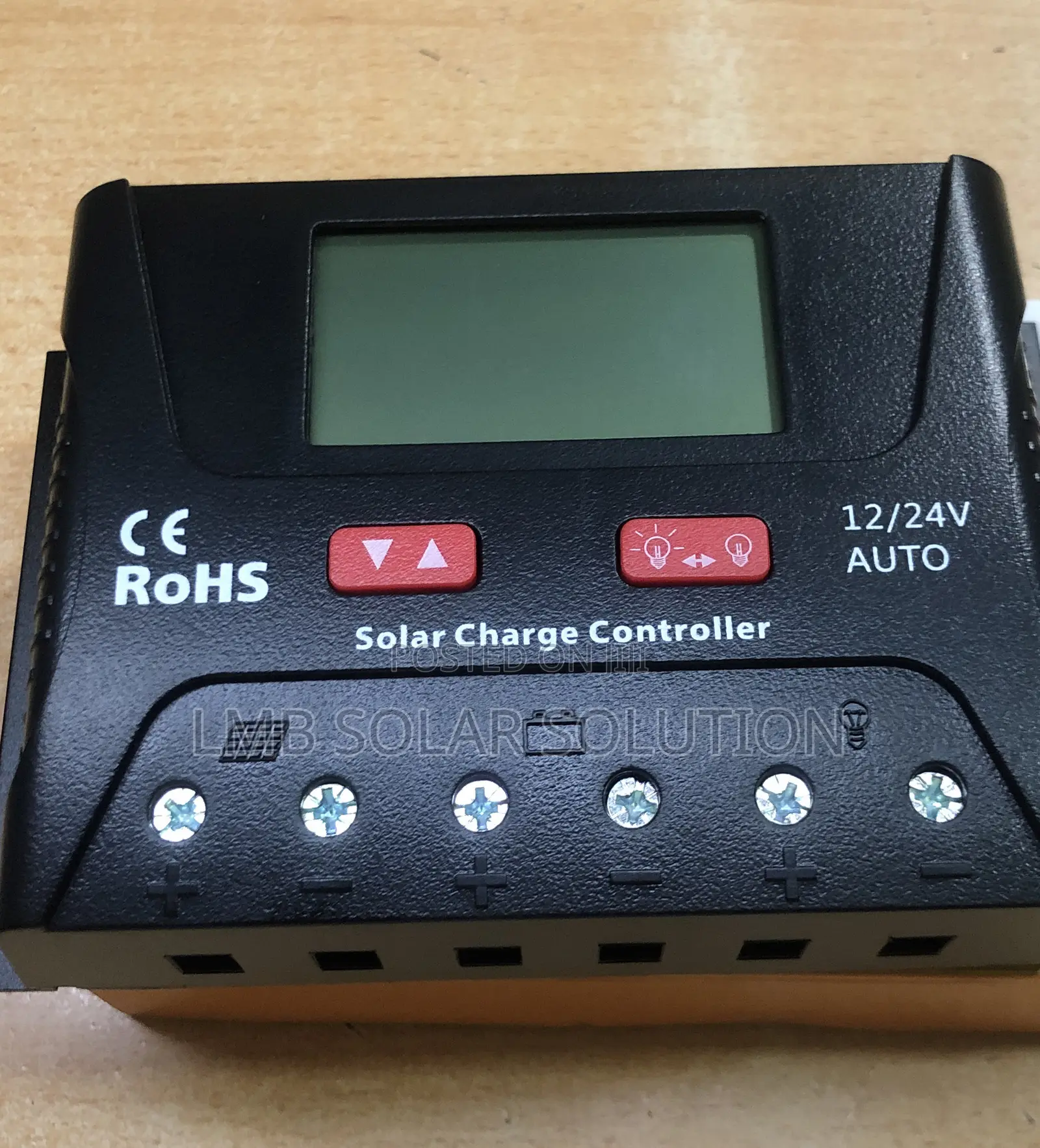 RoHS 30Amps Solar Charge Controller