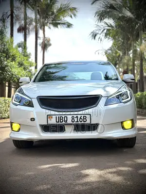 Subaru Legacy 2010 White