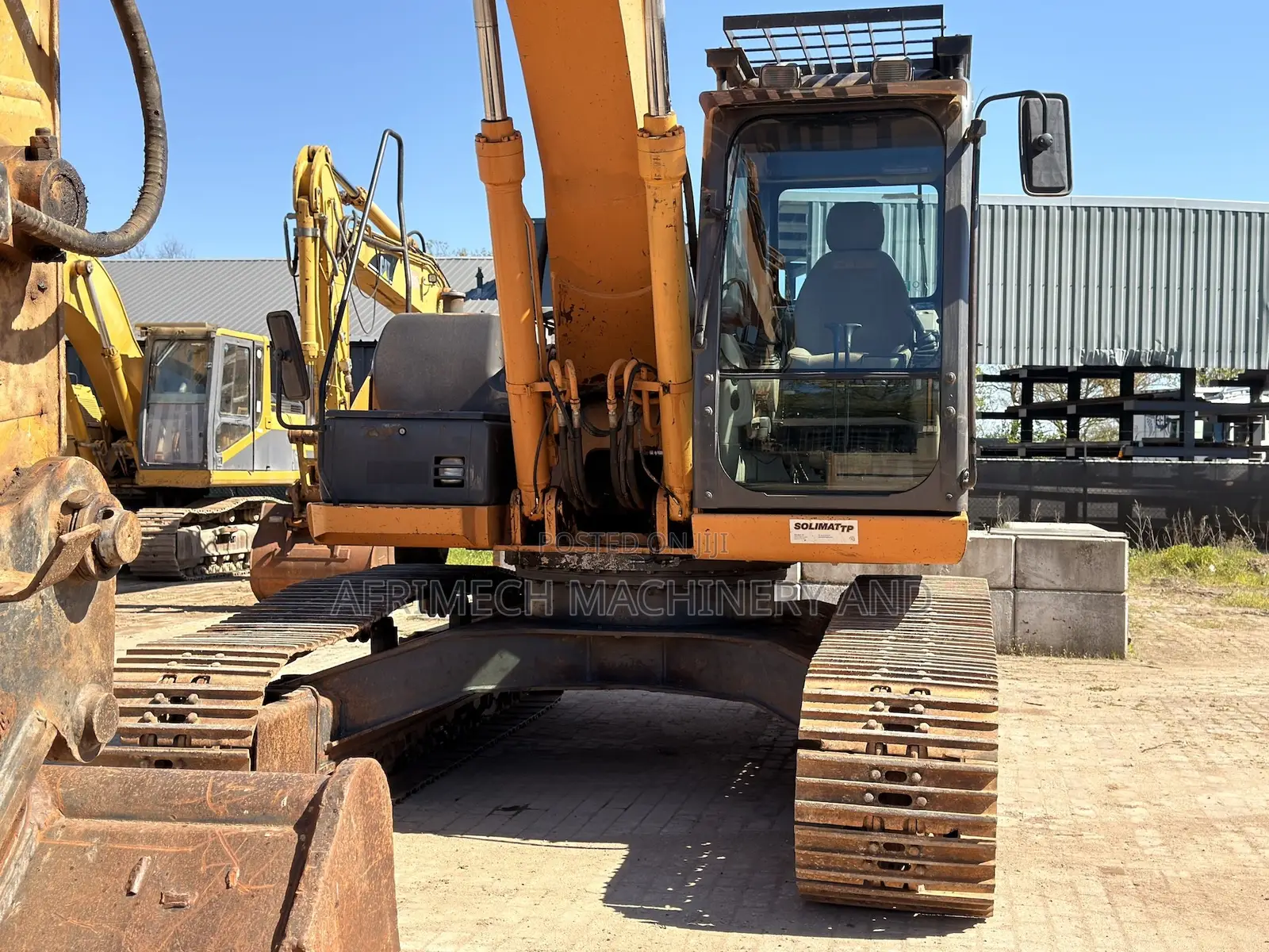 Case Cx210b