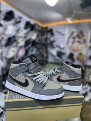 Nike Air Jordan 1 Mid SE Night Stadium
