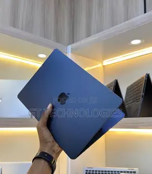 Laptop Apple MacBook Air 2022 M2 8GB Intel Core M2 SSD 512GB