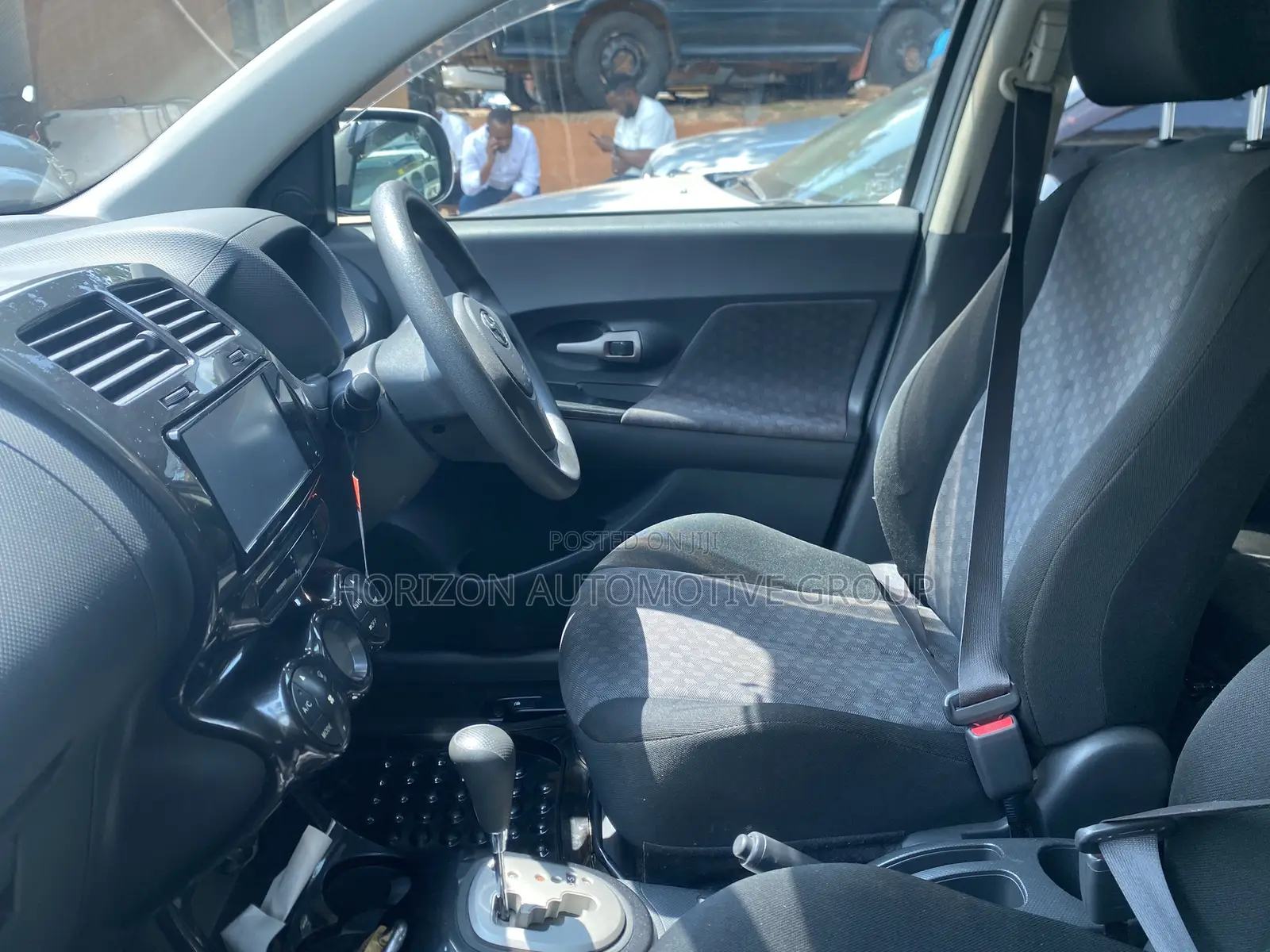 Toyota IST 2010 Silver