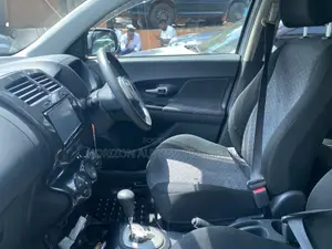 Toyota IST 2010 Silver