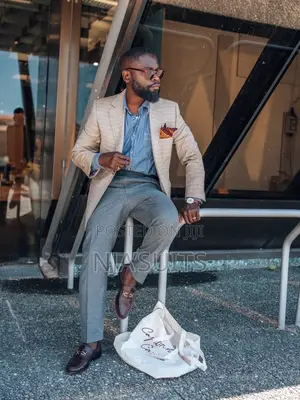 Luxury Men’s Checked Blazer Suit – Bespoke Wedding Smart Casual