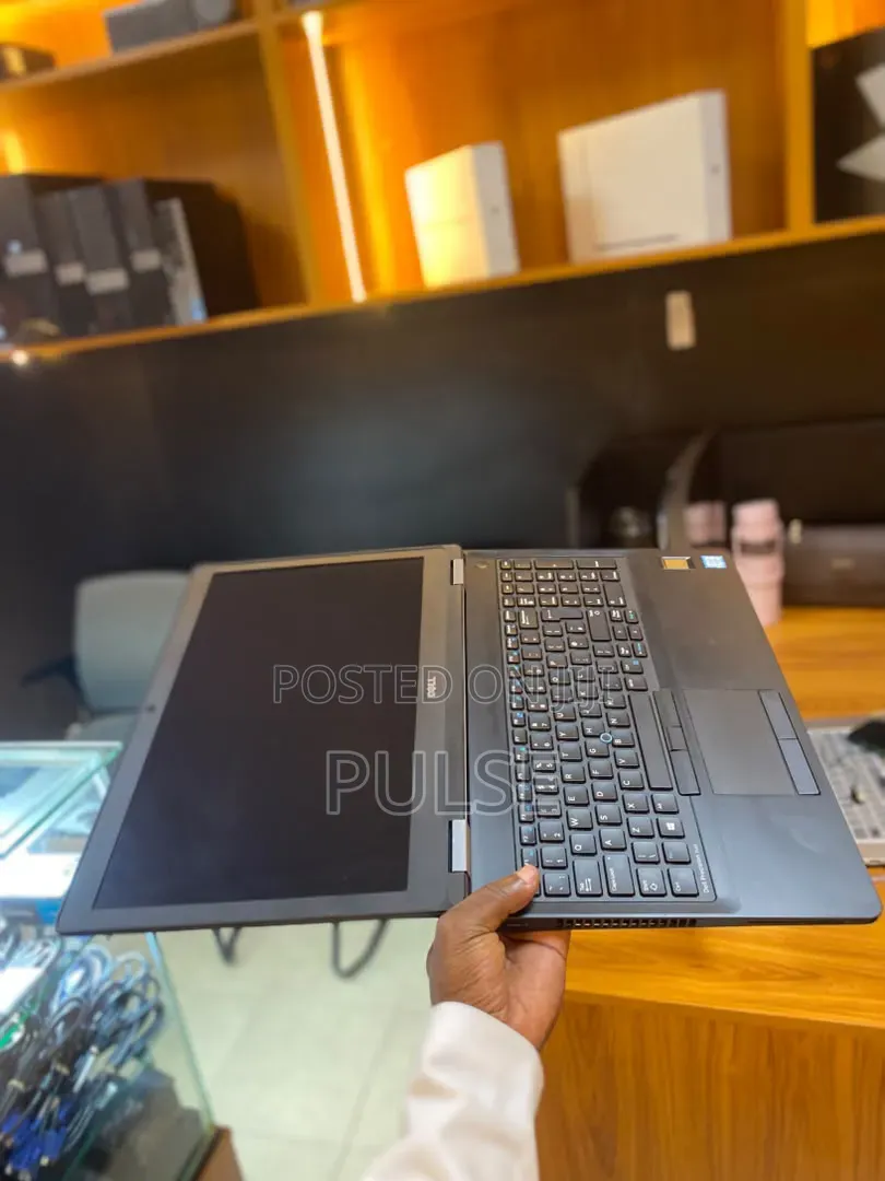 Laptop Dell Latitude E6530 8GB Intel Core i7 SSD 256GB