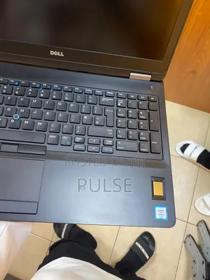 Laptop Dell Latitude E6530 8GB Intel Core i7 SSD 256GB
